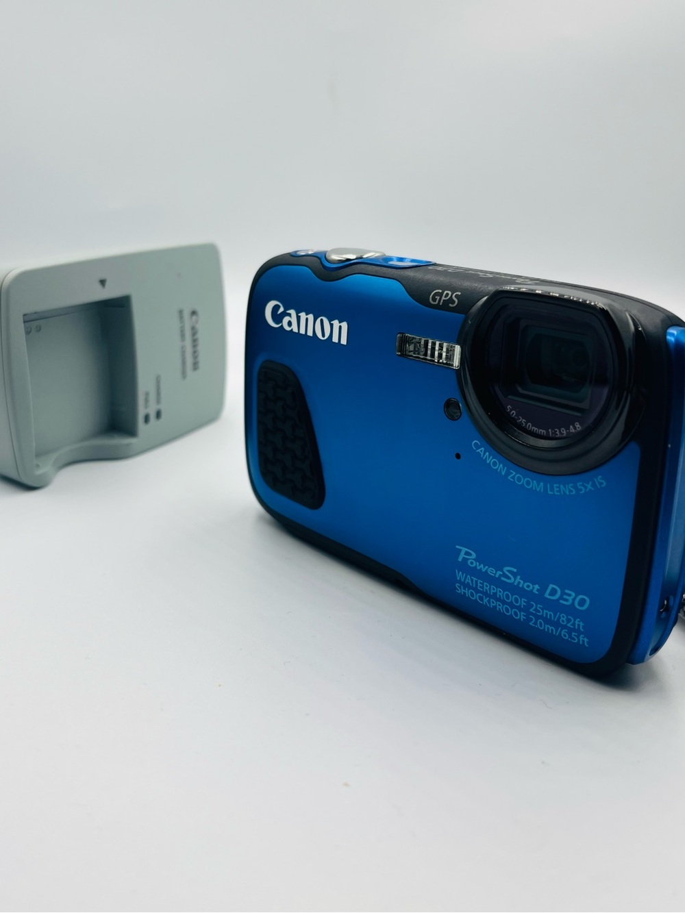 Canon PowerShot D30 Rugged Digital Camera - Blue